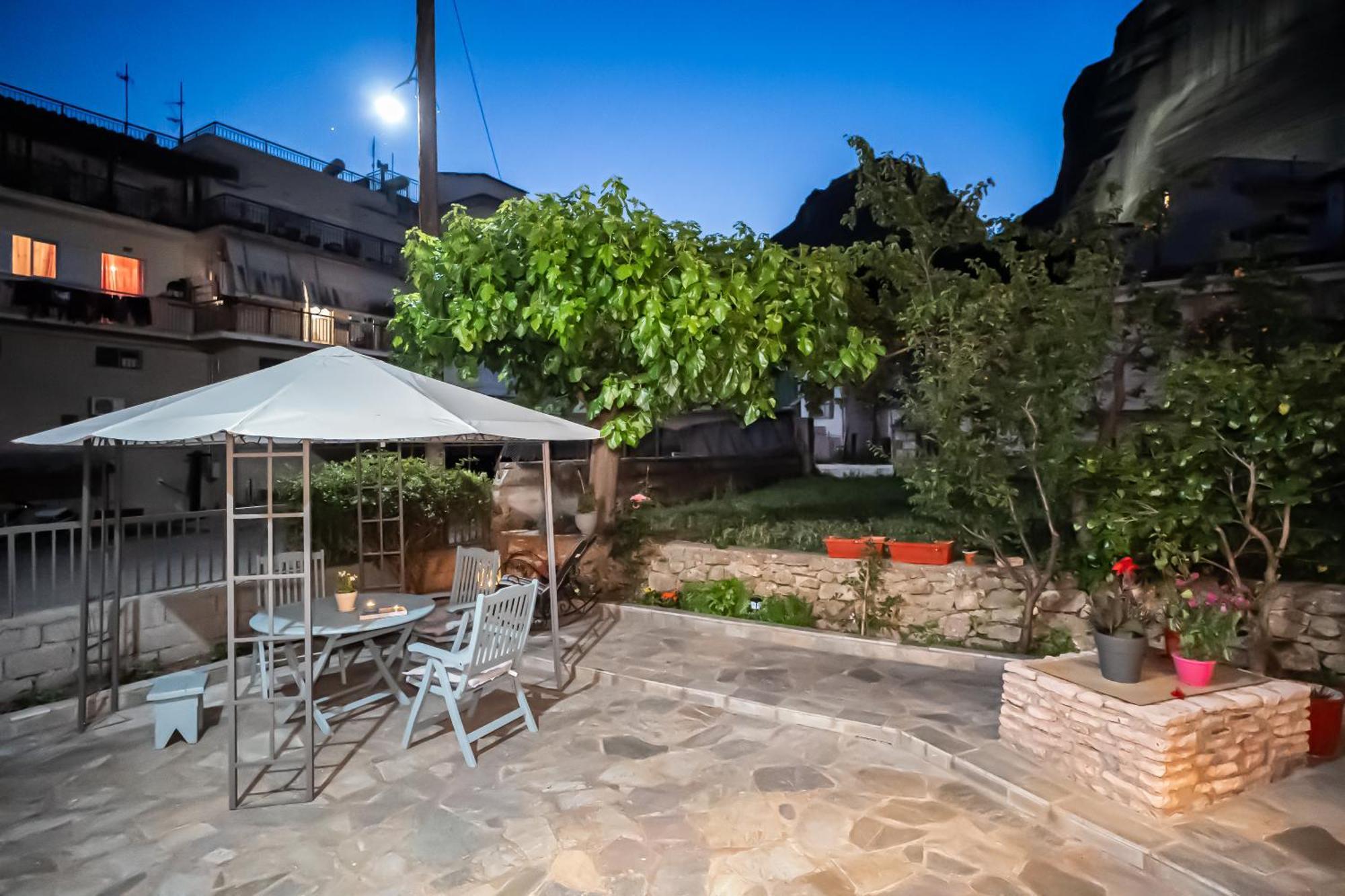 The Rock Guesthouse كالامباكا المظهر الخارجي الصورة